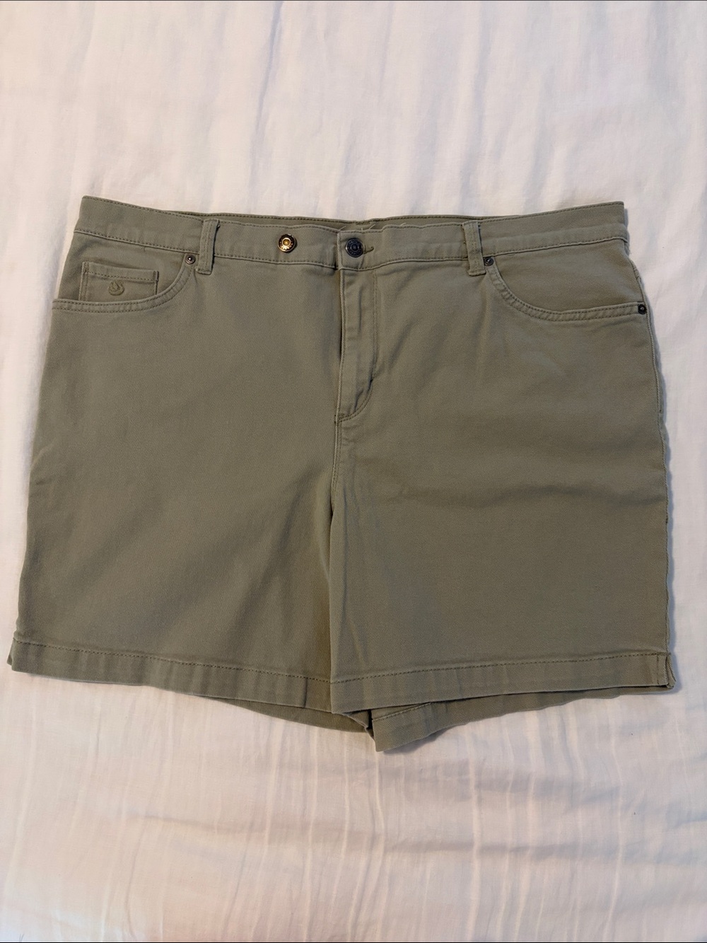 Gloria Vanderbilt Olive Green Casual Cotton Shorts